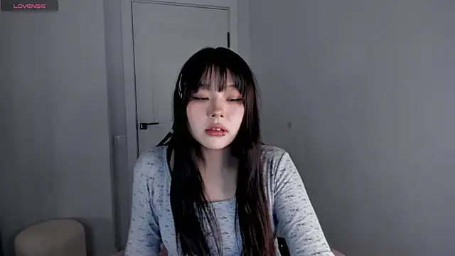 Snapshot of hee_young11 chatting on October 20, 5:38 pm hee young11 online show from October 20, 5:38 pm