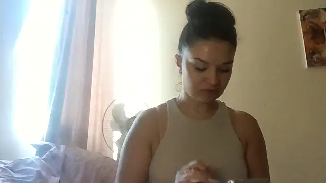 Linusya online show from October 8, 11:25 am