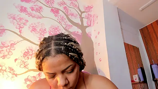 Alika01 online show from February 10, 3:48 pm