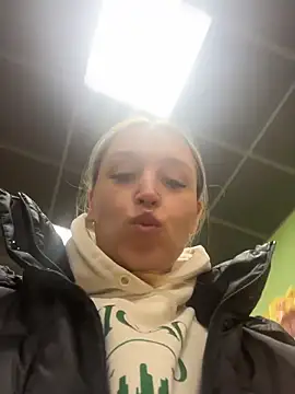 StasyWood online show from March 19, 5:56 am