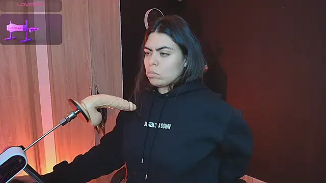  WednesdayFriday  online show from December 13, 7:53 pm