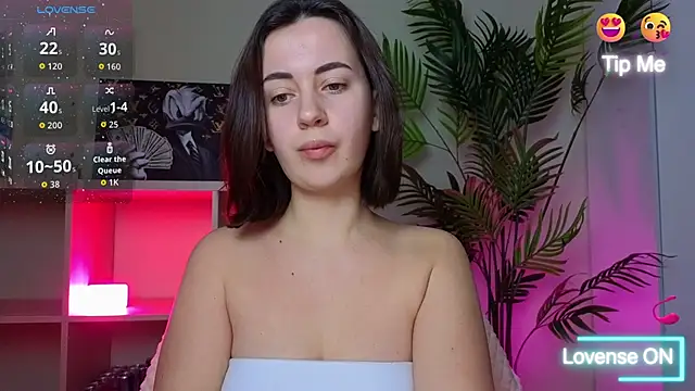 SweetieKendl online show from March 14, 10:55 pm