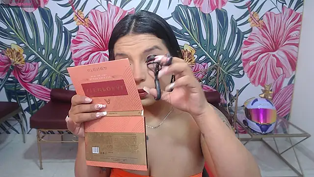 Small naughty  online show from April 16, 1:11 pm