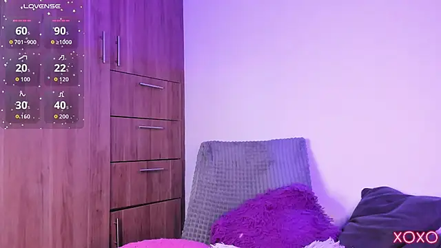 honeykitty 777 online show from June 17, 3:19 am