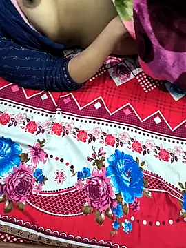 Crezy-Queen01 online show from November 16, 5:46 pm