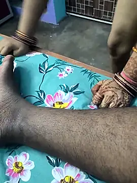 Crezy-Queen01 online show from October 25, 5:20 pm