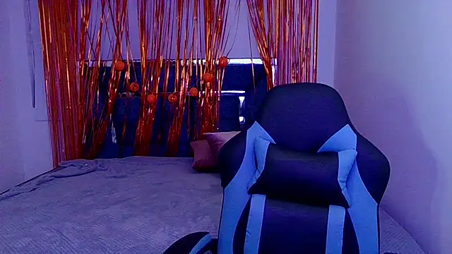 Lia 14  online show from November 23, 1:08 am