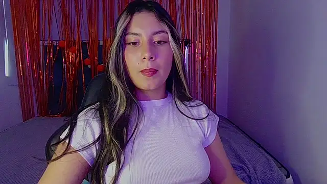 Lia 14  online show from November 1, 9:19 pm