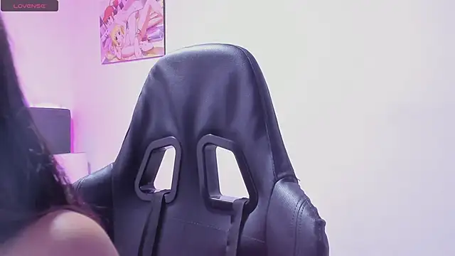 Snapshot of Megan_Miles02 chatting on October 30, 8:32 pm Megan Miles02 online show from October 30, 8:32 pm