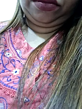 Ravina patil1 online show from November 15, 7:04 pm