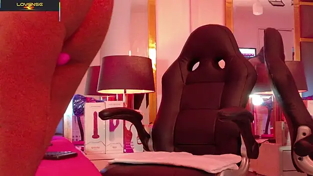 Scarlettt Ass online show from November 20, 3:35 pm