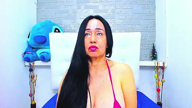 HorniestMilf online show from November 28, 10:35 pm