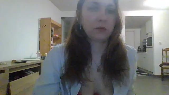 JasmineGlamour online show from April 17, 9:50 pm