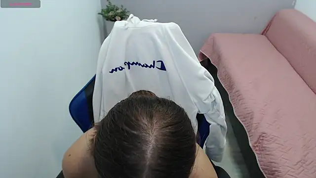 valerie diaz1 online show from January 19, 1:51 pm