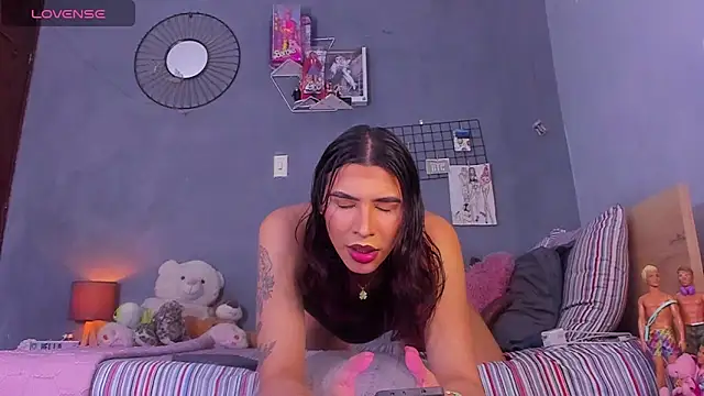 tiffbeatiful online show from October 5, 3:06 pm