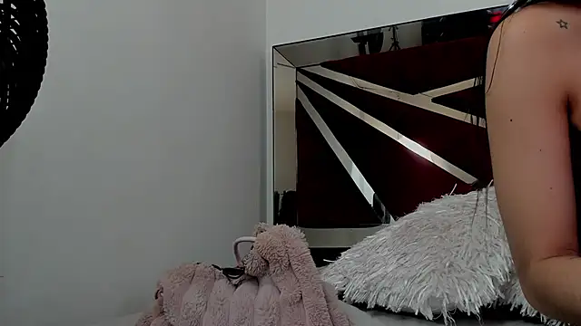 FaloonRoussel online show from January 10, 6:12 pm