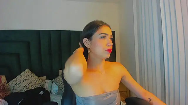 FaloonRoussel online show from September 20, 7:01 pm