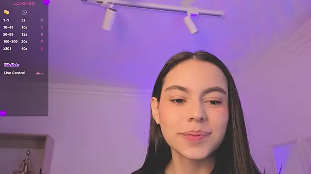 Aleejaa   online show from April 13, 11:22 am