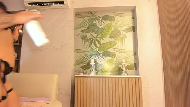 sabrinamilani online show from March 2, 7:15 am