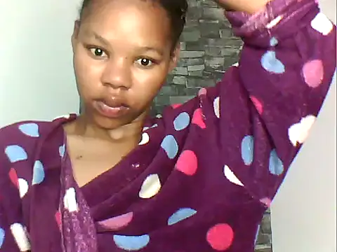 MAZINGDIVA1994 online show from March 13, 6:15 am