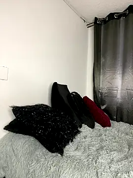Snapshot of Sweet_Amy01 chatting on October 7, 12:37 am Sweet Amy01 online show from October 7, 12:37 am