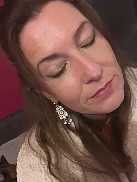 Lwhite1 online show from November 9, 5:09 pm