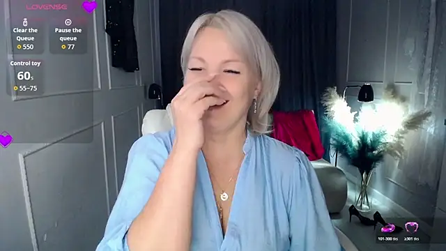 Juarnea online show from October 29, 11:03 am