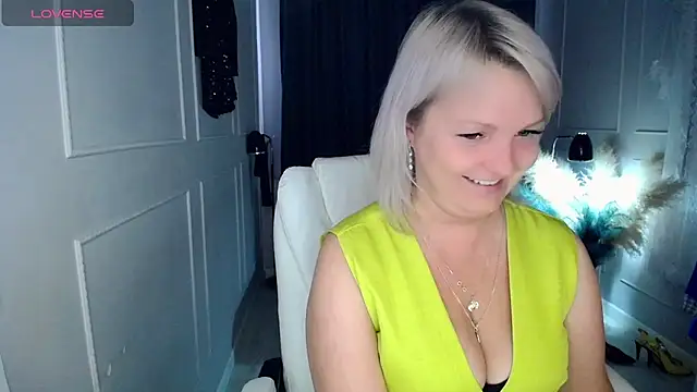 Juarnea online show from April 16, 10:26 am