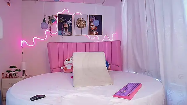 Azul horney online show from November 5, 8:25 pm