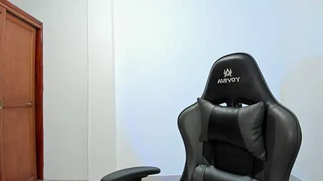 Tammy-Bliss online show from October 3, 12:05 am