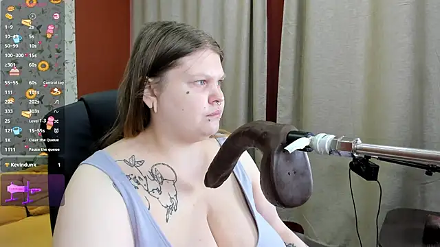 AuroraDemoni online show from February 20, 6:59 am