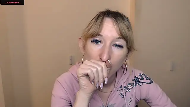 AmandaSell online show from September 19, 8:24 am