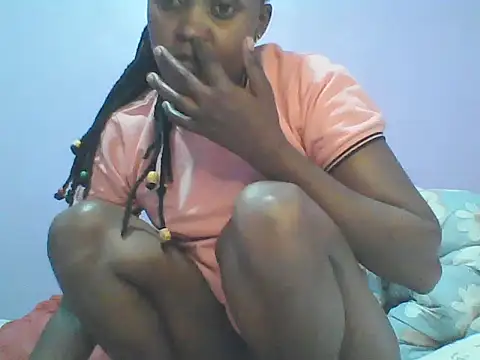 cute ella online show from December 17, 8:35 pm