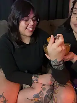 miacanela xo online show from November 26, 5:30 am