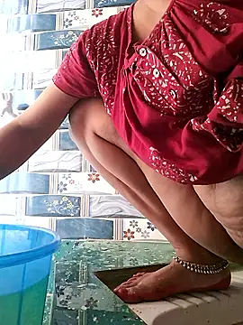 HotSexyBoudi online show from April 18, 9:01 am