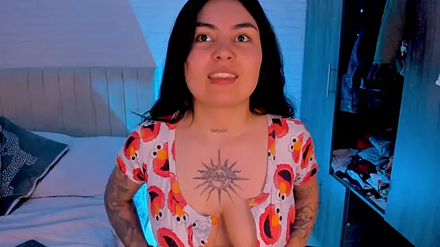 soytania online show from May 1, 6:22 pm