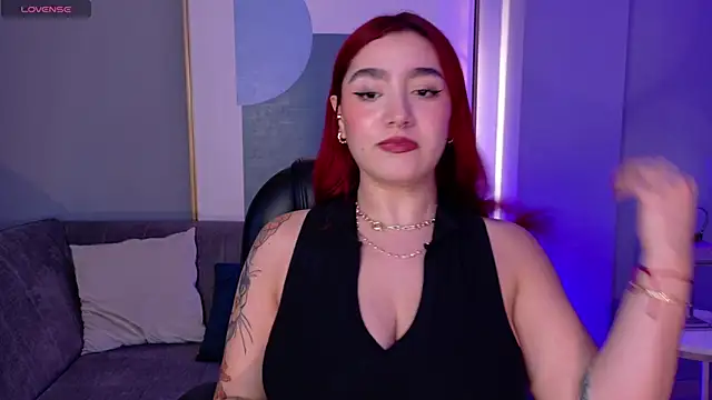 ViolettCastel online show from January 9, 7:18 pm