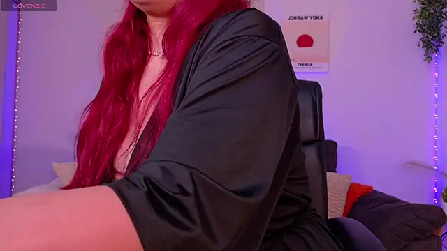 ViolettCastel online show from April 17, 10:23 pm