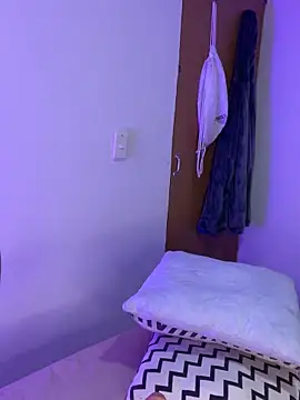 ANA CARTER online show from September 13, 1:02 am