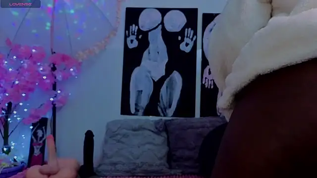 KilyetVera3x online show from February 2, 5:39 am