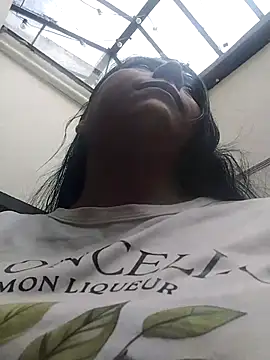 Valeer abby online show from April 13, 2:18 pm