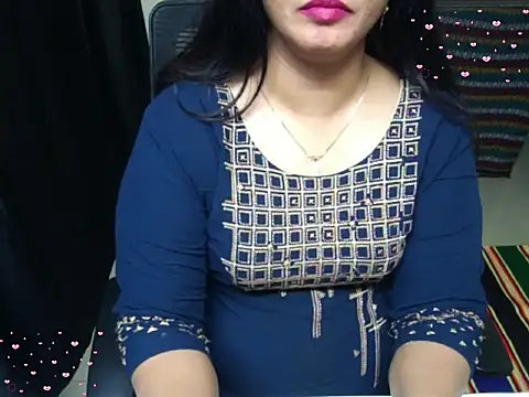 Arushisingh8888 online show from December 2, 1:35 pm