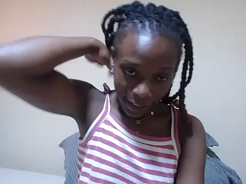 khakiline online show from May 28, 10:02 am