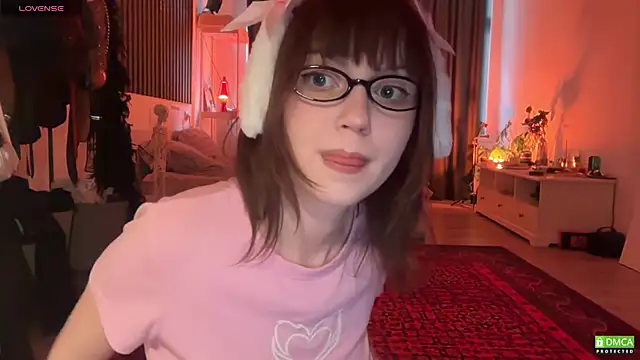 electric babe online show from April 3, 2:48 pm