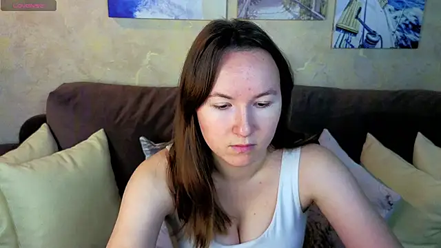 Snapshot of Little_doll_meow chatting on October 21, 2:48 am Little doll meow online show from October 21, 2:48 am