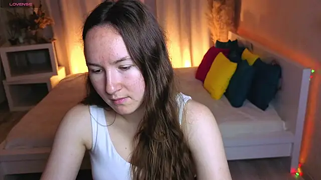 Snapshot of Little_doll_meow chatting on September 25, 3:05 am Little doll meow online show from September 25, 3:05 am