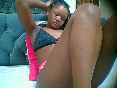 HotJeylee online show from November 14, 9:37 pm