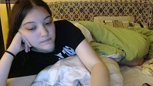 AlisaDevis online show from October 7, 5:06 pm