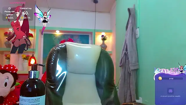 lorenapinto online show from March 19, 2:27 am