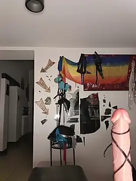 freyamoret online show from April 13, 3:08 am